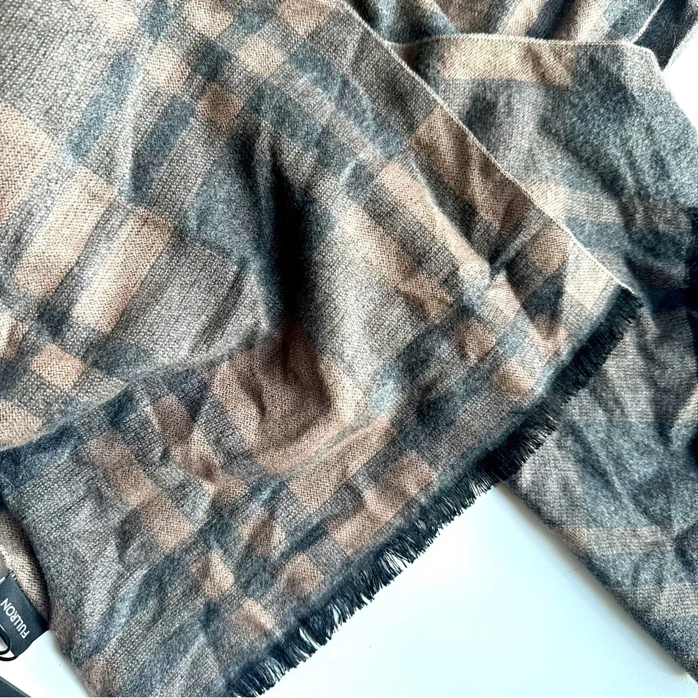 NWT FULLRON Men's Checkered Scarf - Black and Brown - cashmere blend